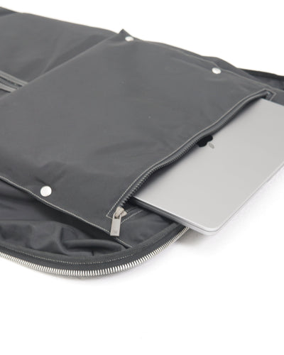 The Weekender Garment Bag
